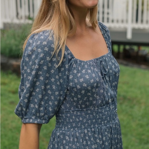 Neuflora Lewisville Dress - Picture 4 of 5